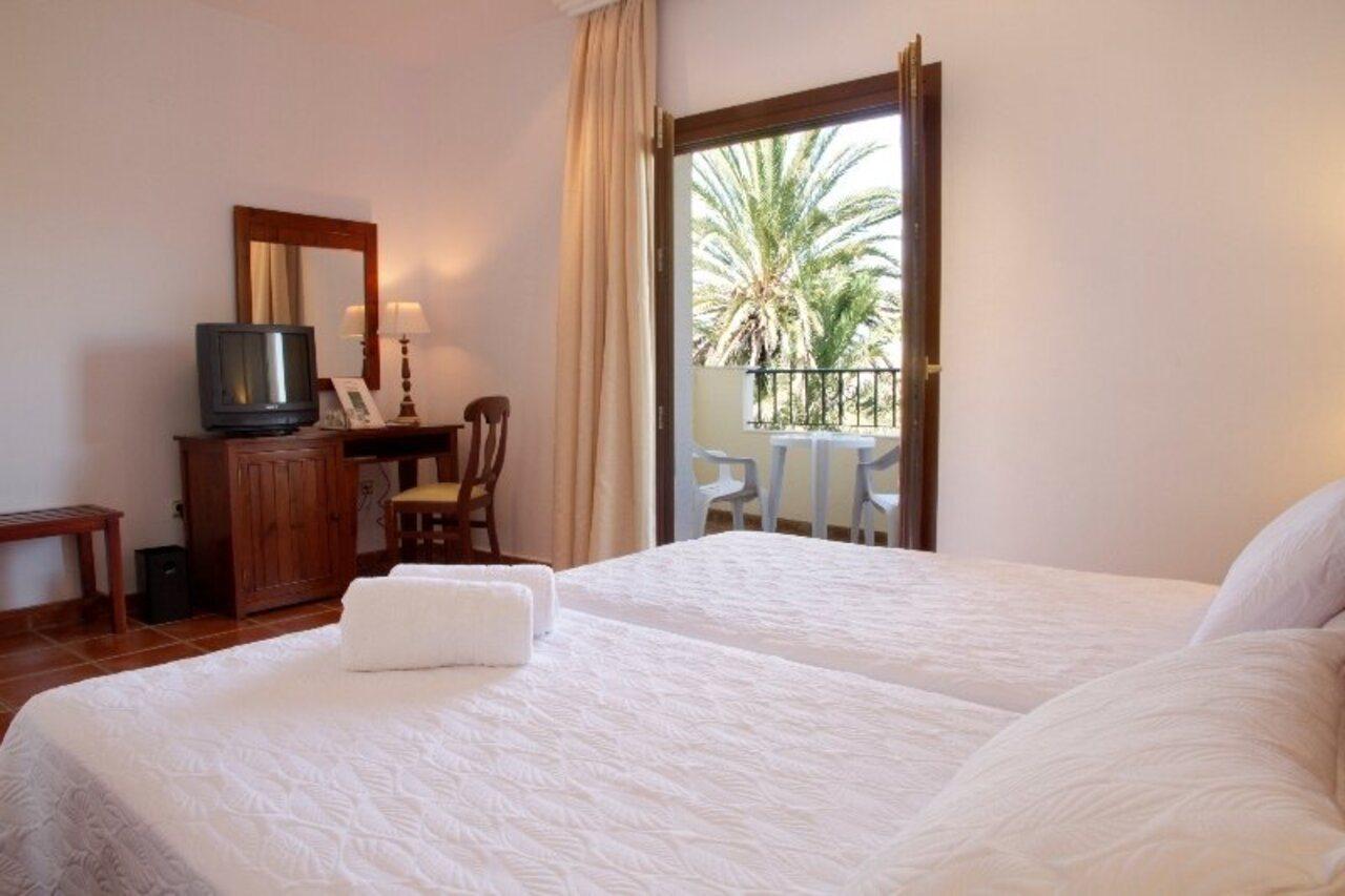 Hotel Antonio II Захара-де-лос-Атунес Экстерьер фото